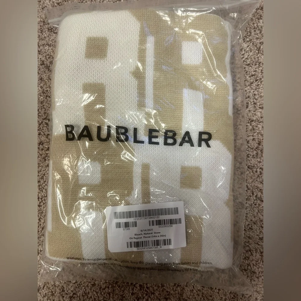 NEW BAUBLEBAR CUSTOMIZED BLANKET LETTER R